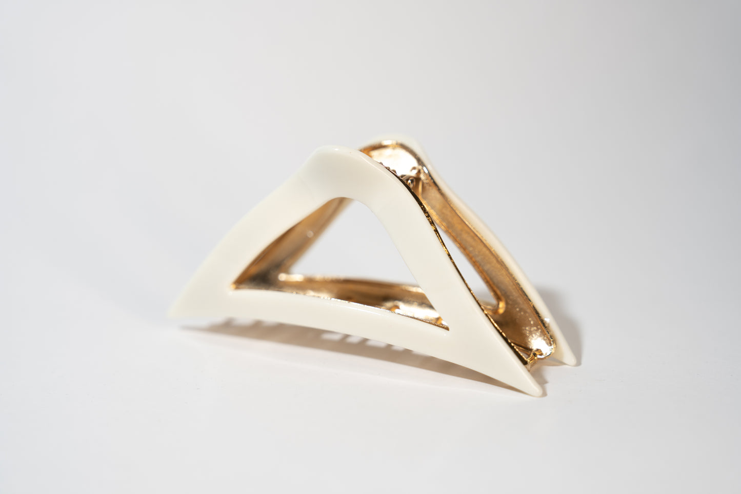 Triangle Acetate Metal Teeth Claw Clip - TressLove