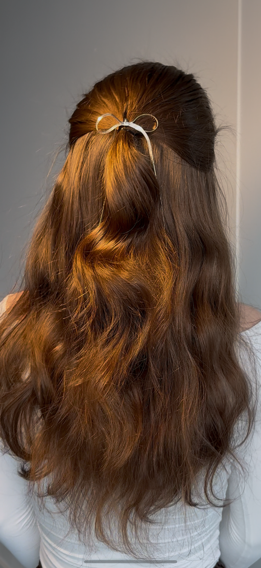 Metallic Ribbon Streamer Hair Pin
